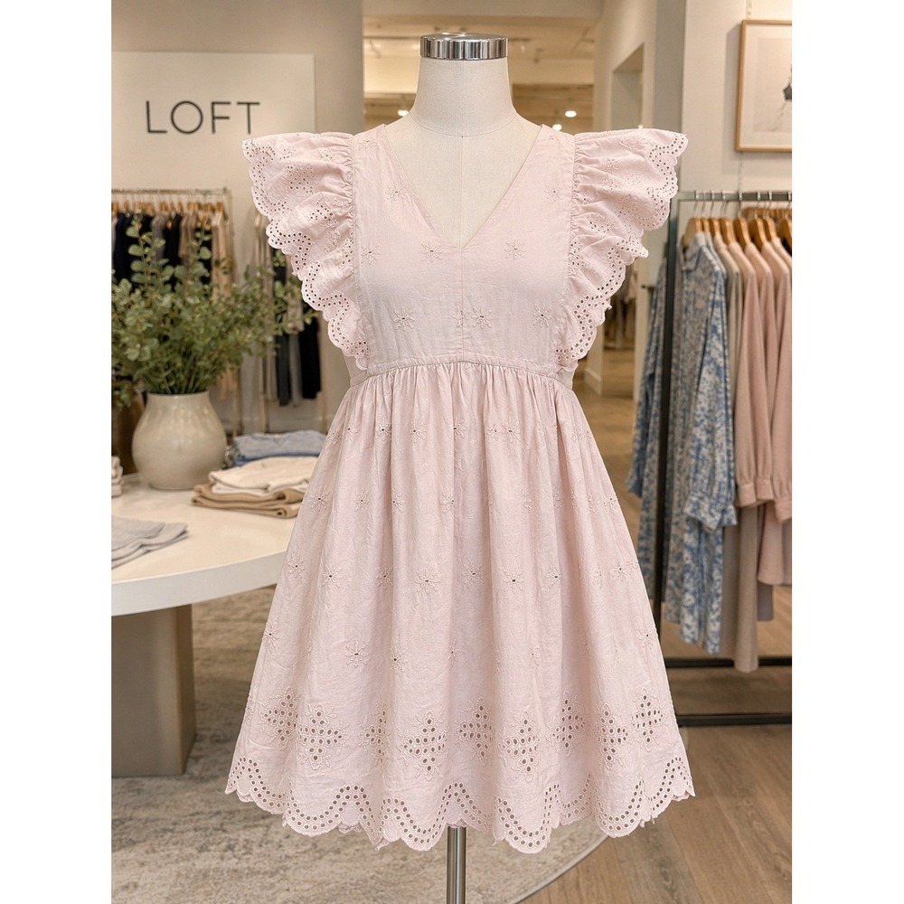 LOFT XS Blush Pink Eyelet Mini Dress | Flutter Sleeves | Scalloped Hem